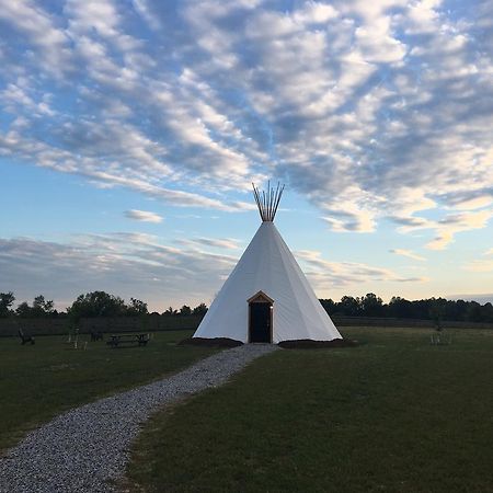 Hotel Dreamcatcher Glamping Tipi Farmville Exterior foto